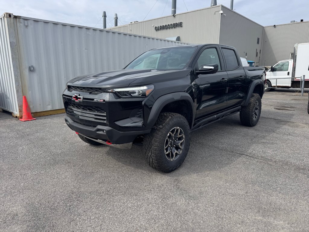 Chevrolet COLORADO 4WD CREW CAB ZR2 SHORT BOX (4ZR) 4WD 2026 à Terrebonne, Québec - 1 - w1024h768px