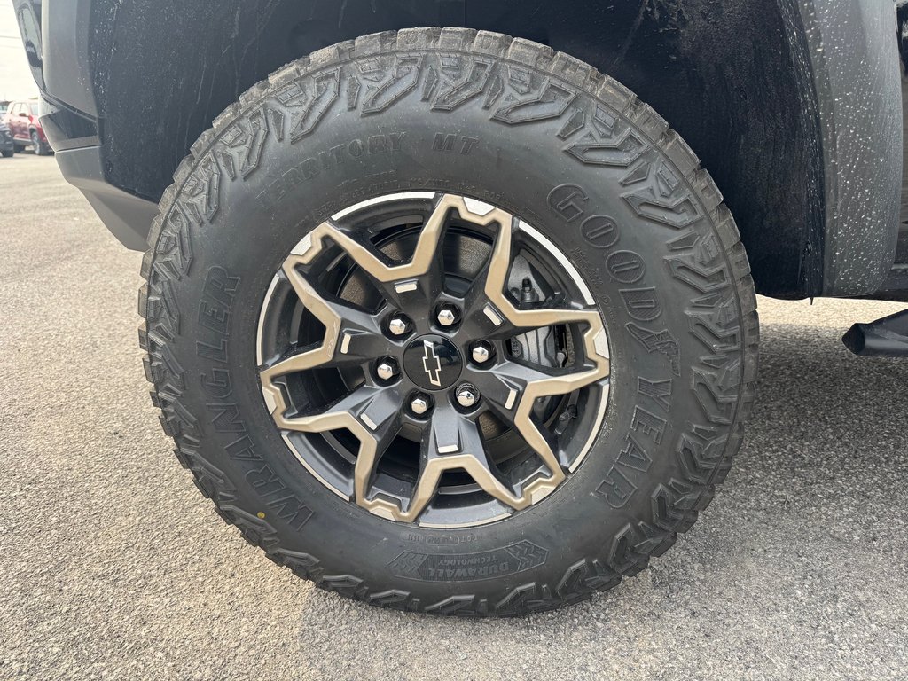 Chevrolet COLORADO 4WD CREW CAB ZR2 SHORT BOX (4ZR) 4WD 2026 à Terrebonne, Québec - 11 - w1024h768px