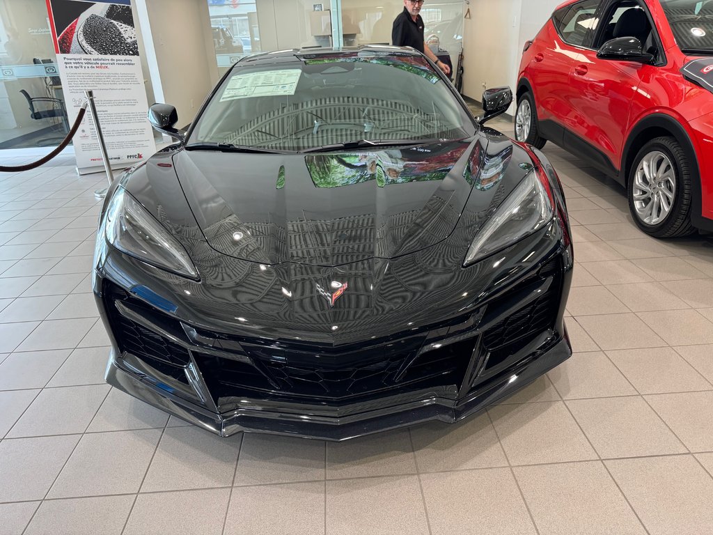 2026 Chevrolet Corvette Z06 1LZ in Terrebonne, Quebec - 2 - w1024h768px