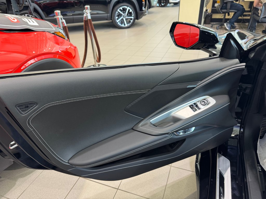 2026 Chevrolet Corvette Z06 1LZ in Terrebonne, Quebec - 7 - w1024h768px