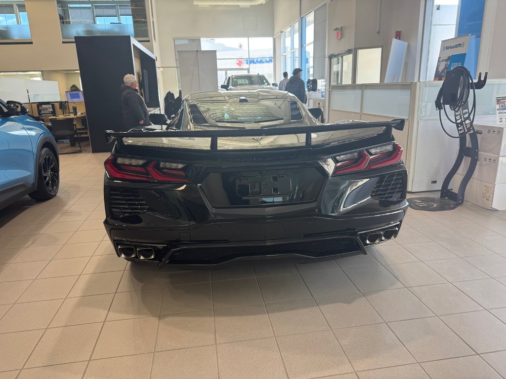 2026 Chevrolet CORVETTE STINGRAY COUPE 2LT (2LT) STINGRAY in Terrebonne, Quebec - 5 - w1024h768px