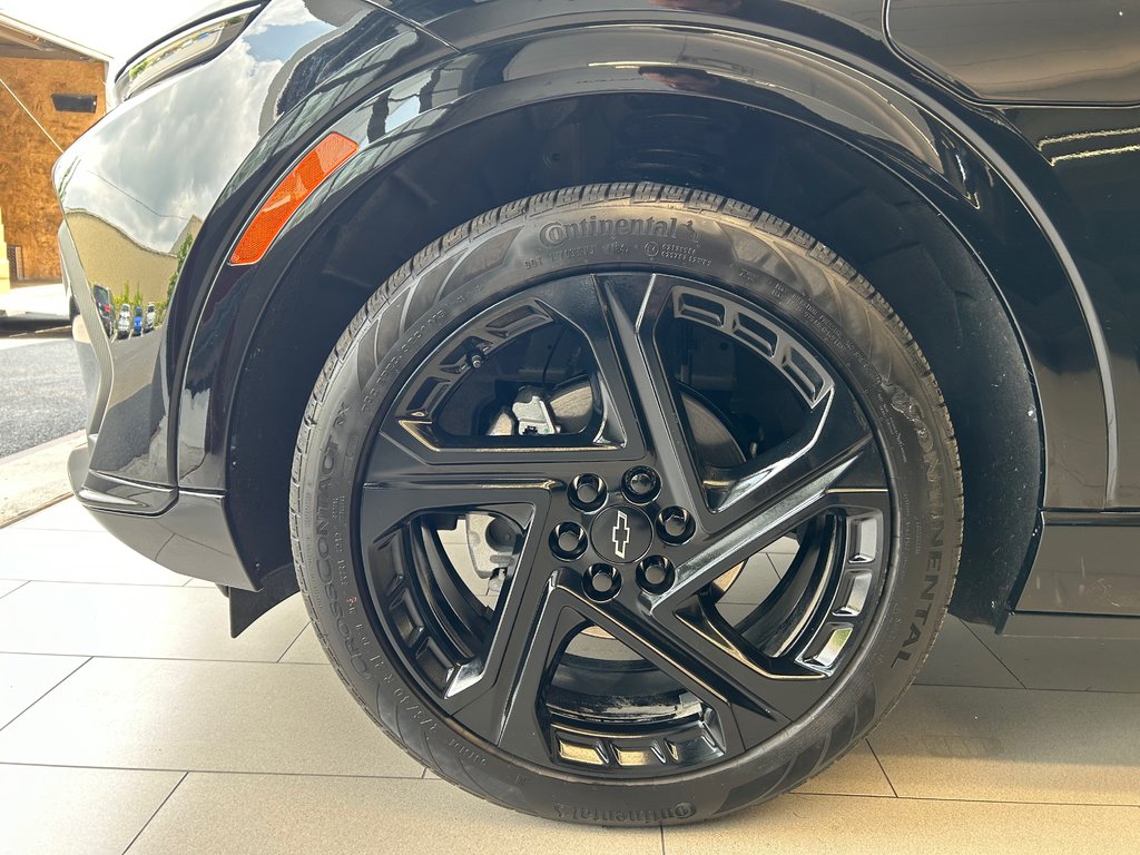 Chevrolet Equinox EV 2 RS 2024 à Boucherville, Québec - 15 - w1024h768px