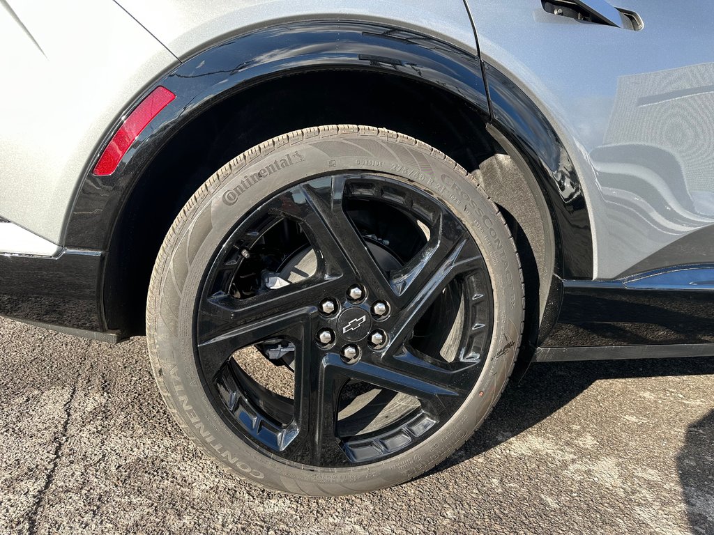 Chevrolet Equinox EV 2RS 2025 à Terrebonne, Québec - 26 - w1024h768px