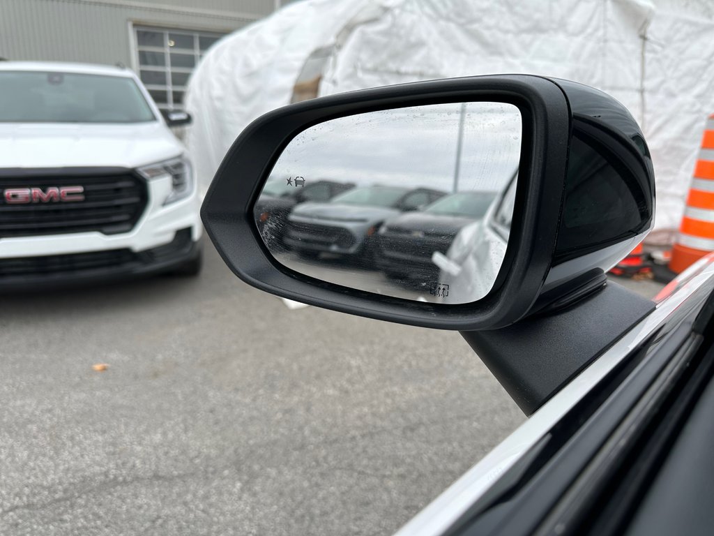 Chevrolet Equinox EV 2RS 2025 à Terrebonne, Québec - 27 - w1024h768px