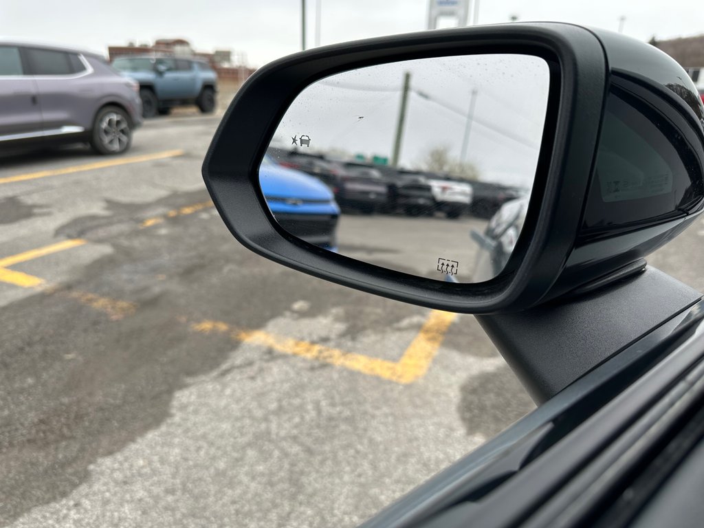 Chevrolet Equinox EV 2RS 2025 à Terrebonne, Québec - 30 - w1024h768px