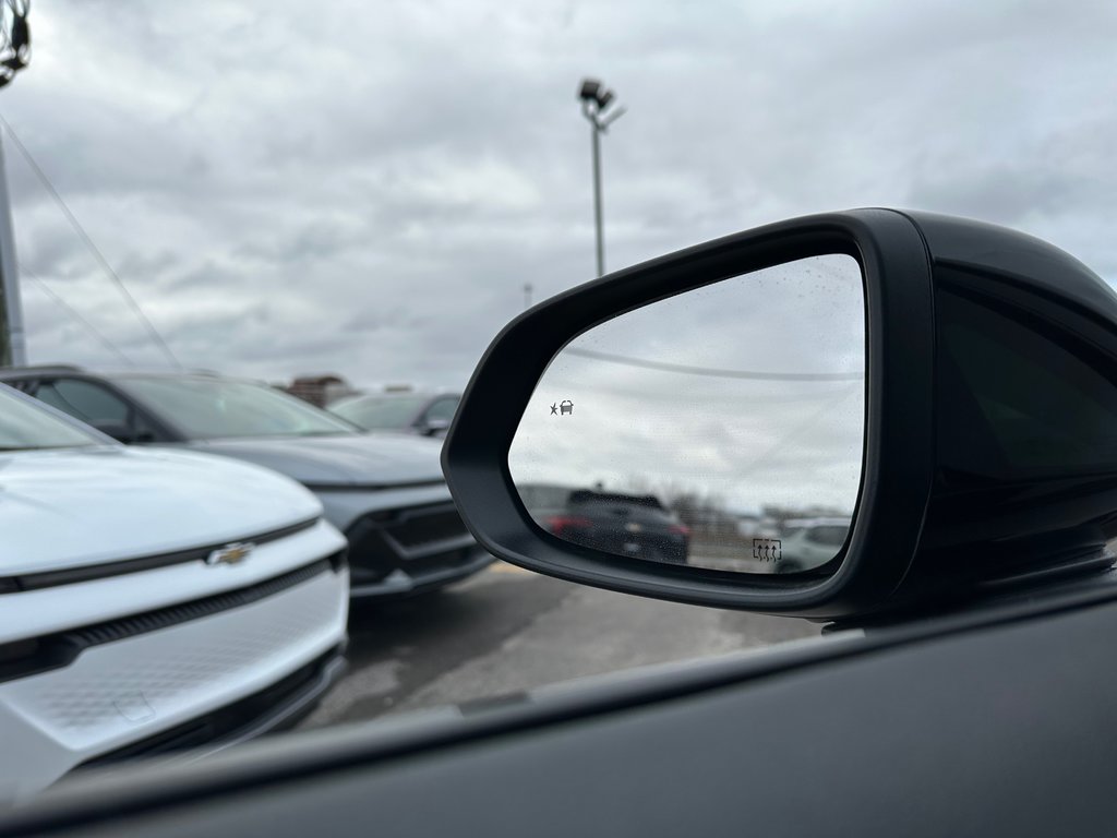 Chevrolet Equinox EV 2RS 2025 à Terrebonne, Québec - 30 - w1024h768px