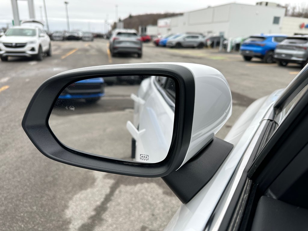 2025 Chevrolet Equinox EV 2LT in Terrebonne, Quebec - 30 - w1024h768px