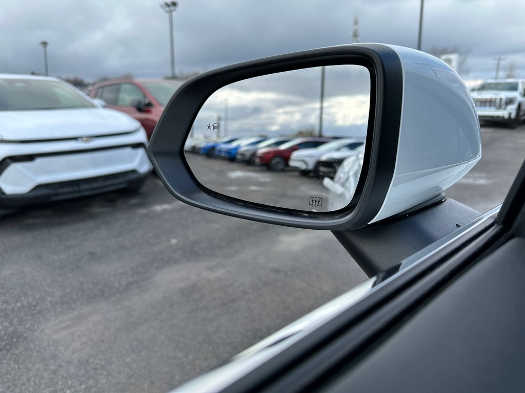 Chevrolet Equinox EV 2LT 2025 à Terrebonne, Québec - 30 - w1024h768px