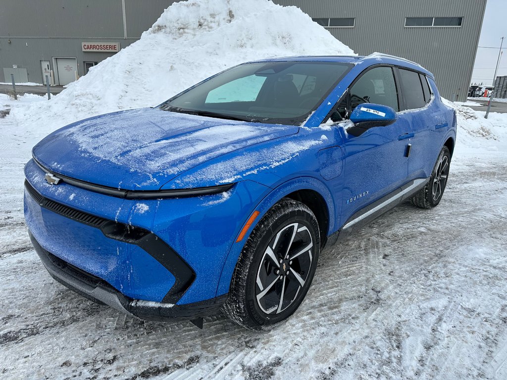 2025 Chevrolet Equinox EV 2LT in Terrebonne, Quebec - 3 - w1024h768px