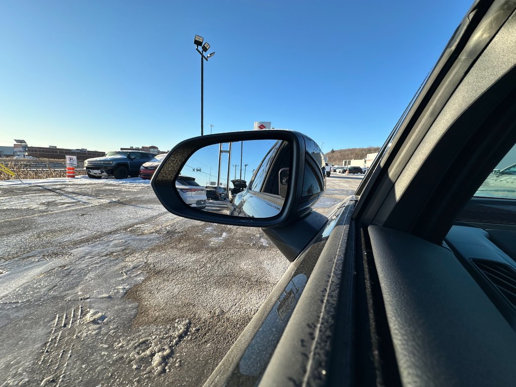 Chevrolet Equinox EV 2LT 2025 à Terrebonne, Québec - 27 - w1024h768px