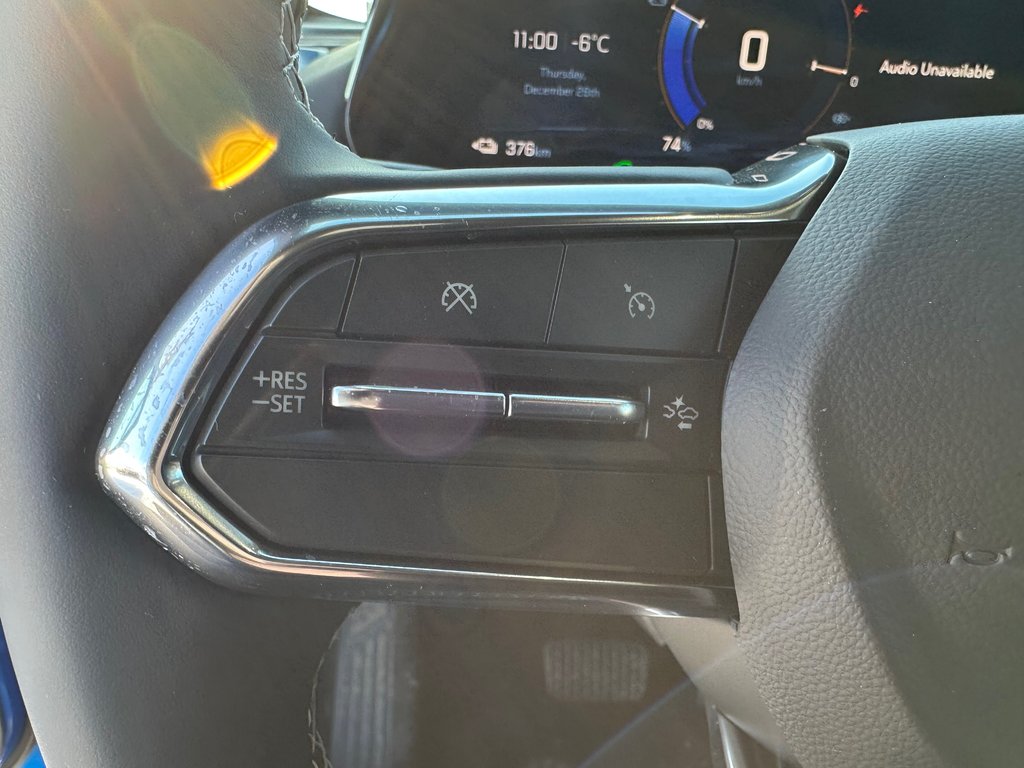 2025 Chevrolet Equinox EV 2LT in Terrebonne, Quebec - 13 - w1024h768px