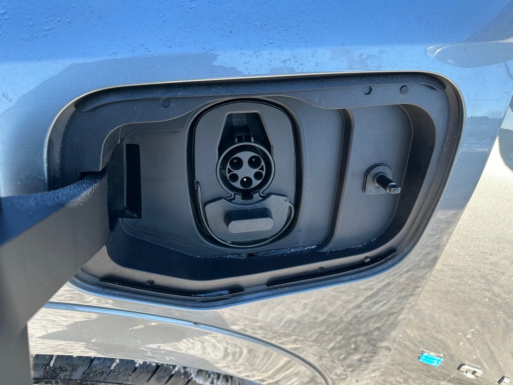 2025 Chevrolet Equinox EV 2LT in Terrebonne, Quebec - 31 - w1024h768px