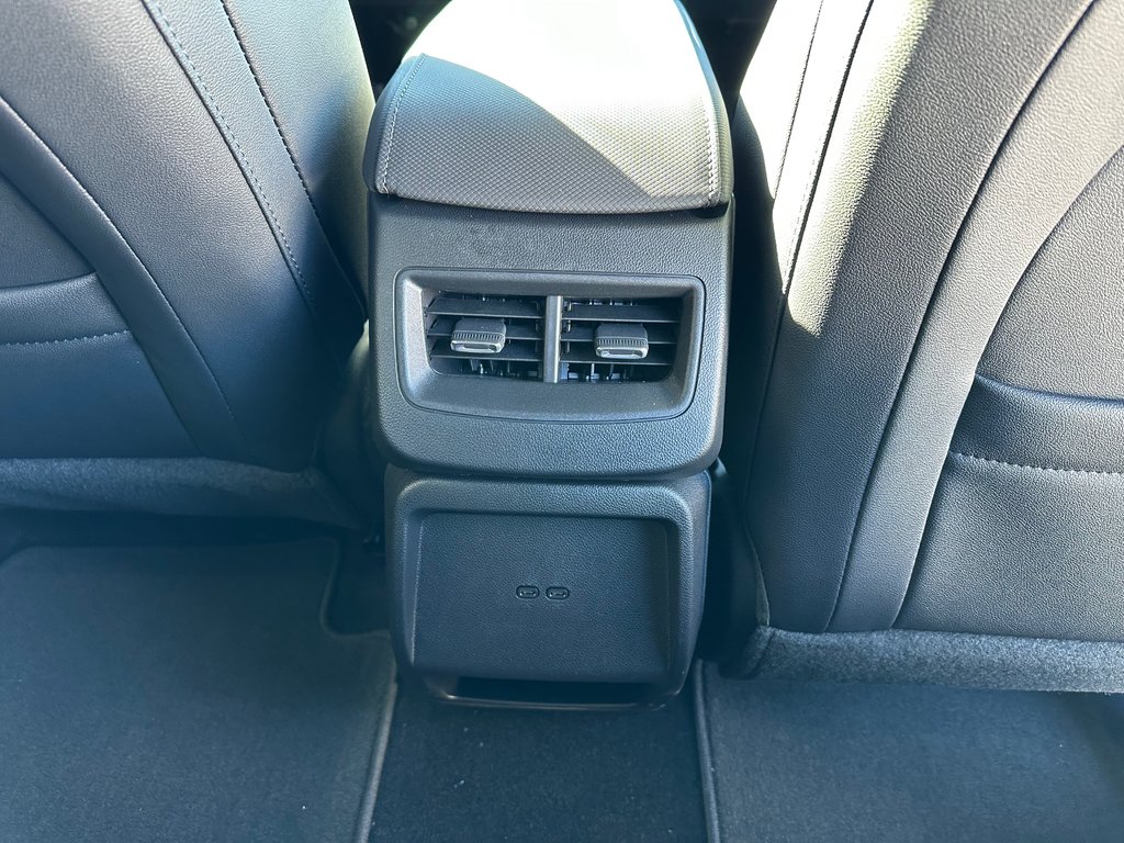 2025 Chevrolet Equinox EV 2RS in Terrebonne, Quebec - 26 - w1024h768px