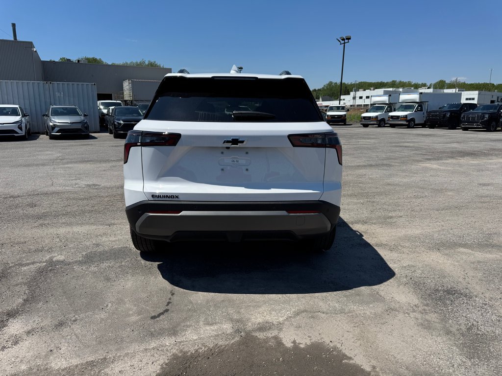 2026 Chevrolet Equinox LT in Terrebonne, Quebec - 5 - w1024h768px