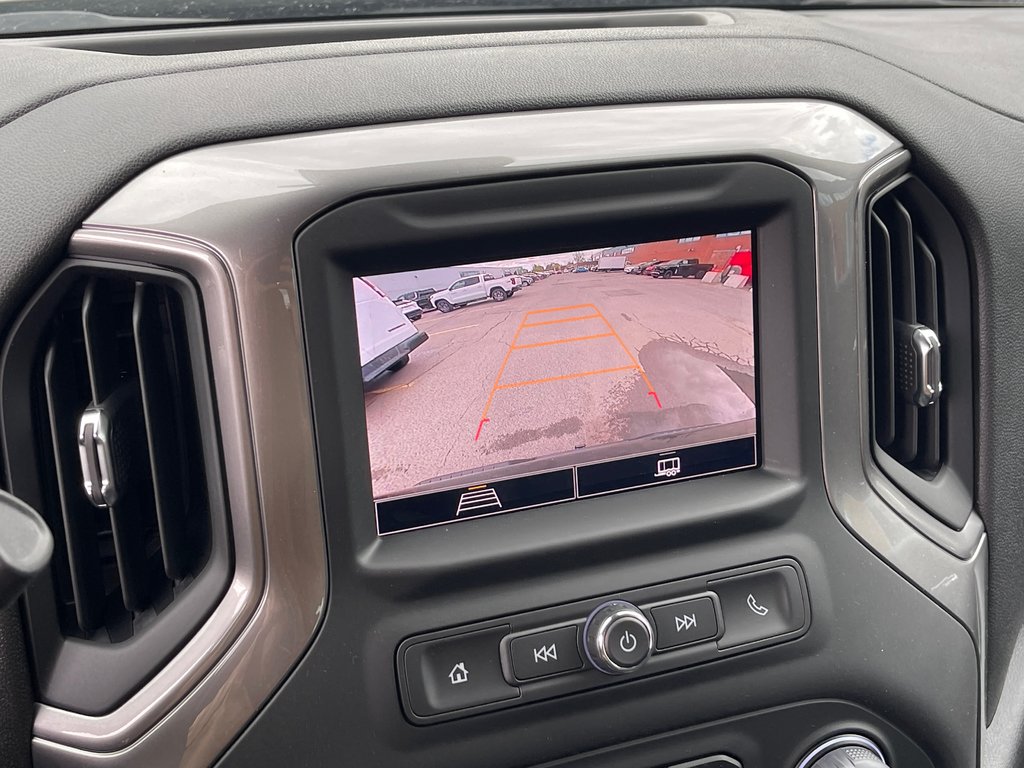 2024 Chevrolet Silverado 1500 in Montreal, Quebec - 16 - w1024h768px
