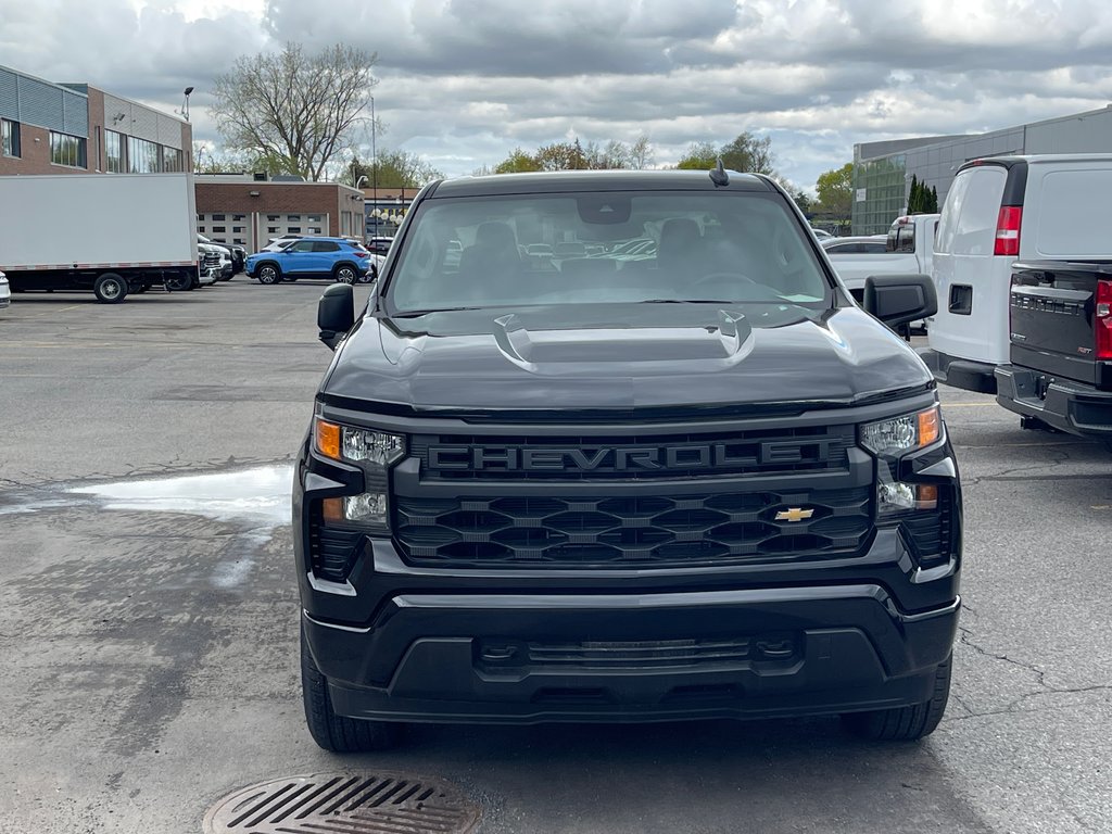 2024 Chevrolet Silverado 1500 in Montreal, Quebec - 2 - w1024h768px