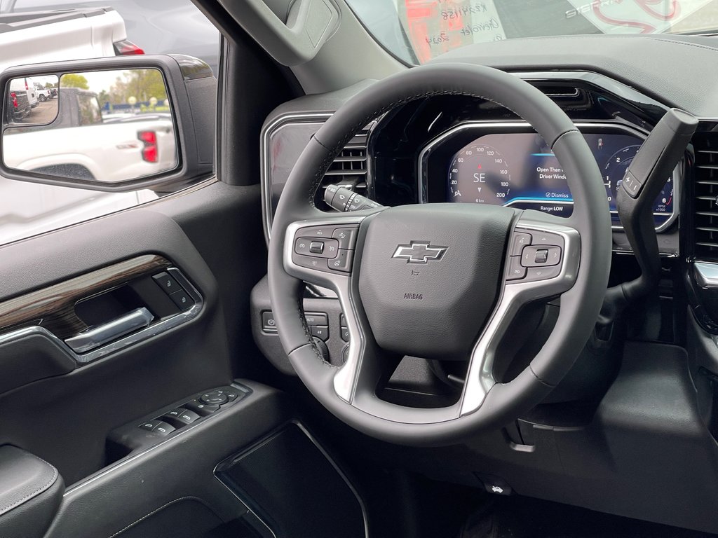 2024 Chevrolet Silverado 1500 in Montreal, Quebec - 12 - w1024h768px