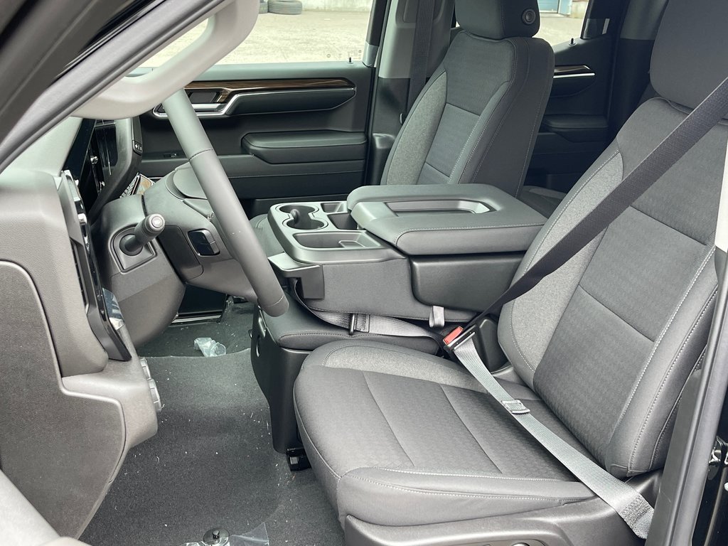 2024 Chevrolet Silverado 1500 in Montreal, Quebec - 8 - w1024h768px