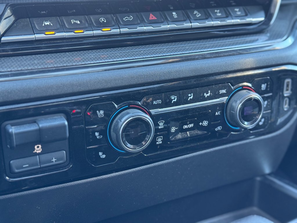 2022 Chevrolet Silverado 1500 ZR2 Crew 6.2 Toit Ouvrant in Terrebonne, Quebec - 21 - w1024h768px