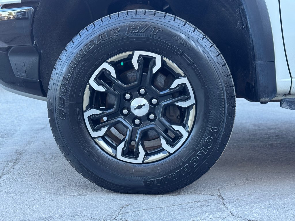 2022 Chevrolet Silverado 1500 ZR2 Crew 6.2 Toit Ouvrant in Terrebonne, Quebec - 29 - w1024h768px