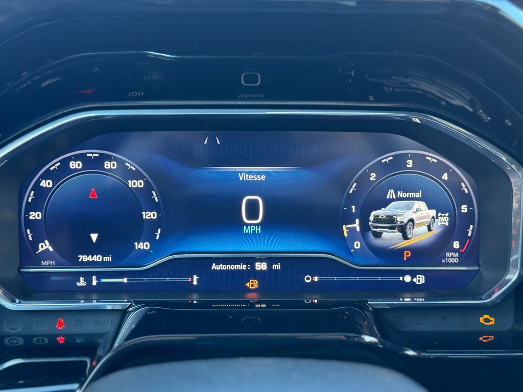 2022 Chevrolet Silverado 1500 ZR2 Crew 6.2 Toit Ouvrant in Terrebonne, Quebec - 17 - w1024h768px