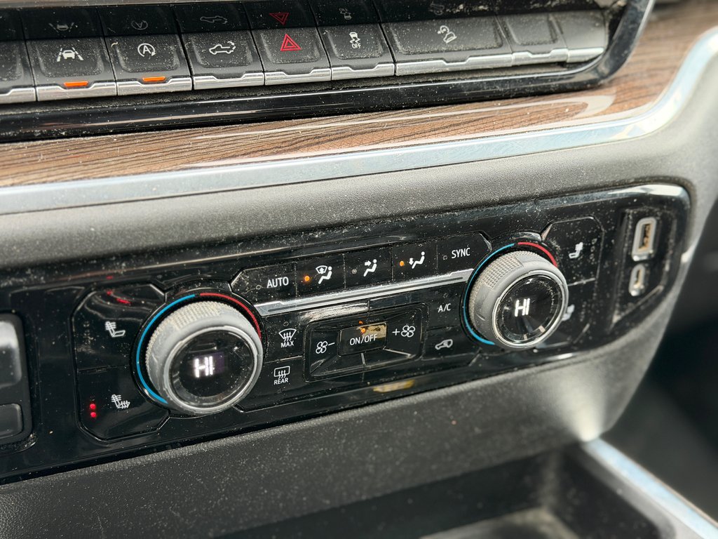 2022 Chevrolet Silverado 1500 LT Trail Boss Crew 5.3 in Terrebonne, Quebec - 19 - w1024h768px