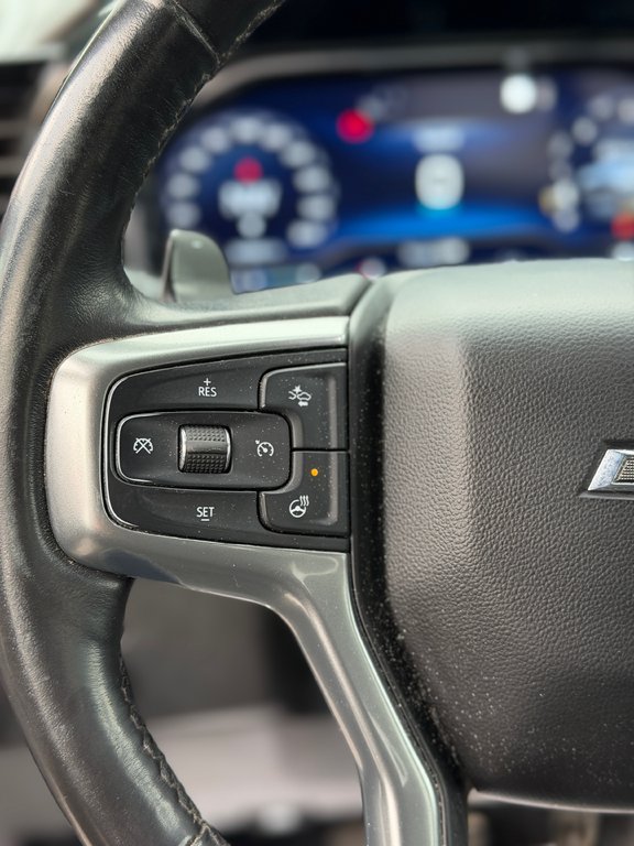 2022 Chevrolet Silverado 1500 LT Trail Boss Crew 5.3 in Terrebonne, Quebec - 13 - w1024h768px
