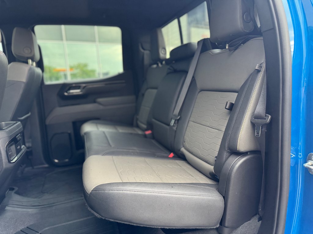 Chevrolet Silverado 1500 ZR2 Crew 6.2 Cuir Toit Ouvrant Bose 2023 à Terrebonne, Québec - 26 - w1024h768px