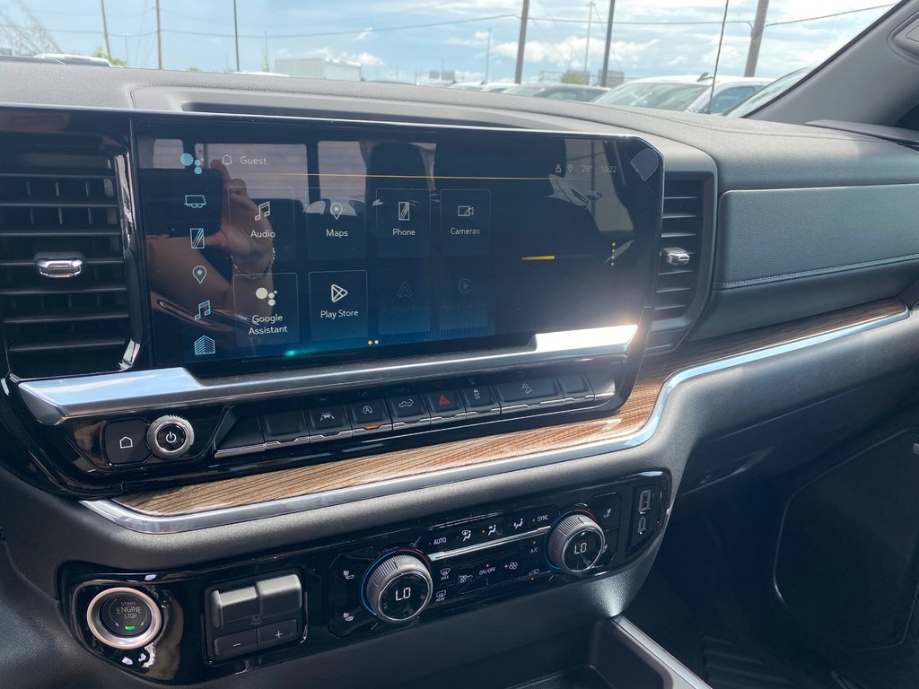 2024 Chevrolet Silverado 1500 LT Trail Boss in Terrebonne, Quebec - 20 - w1024h768px