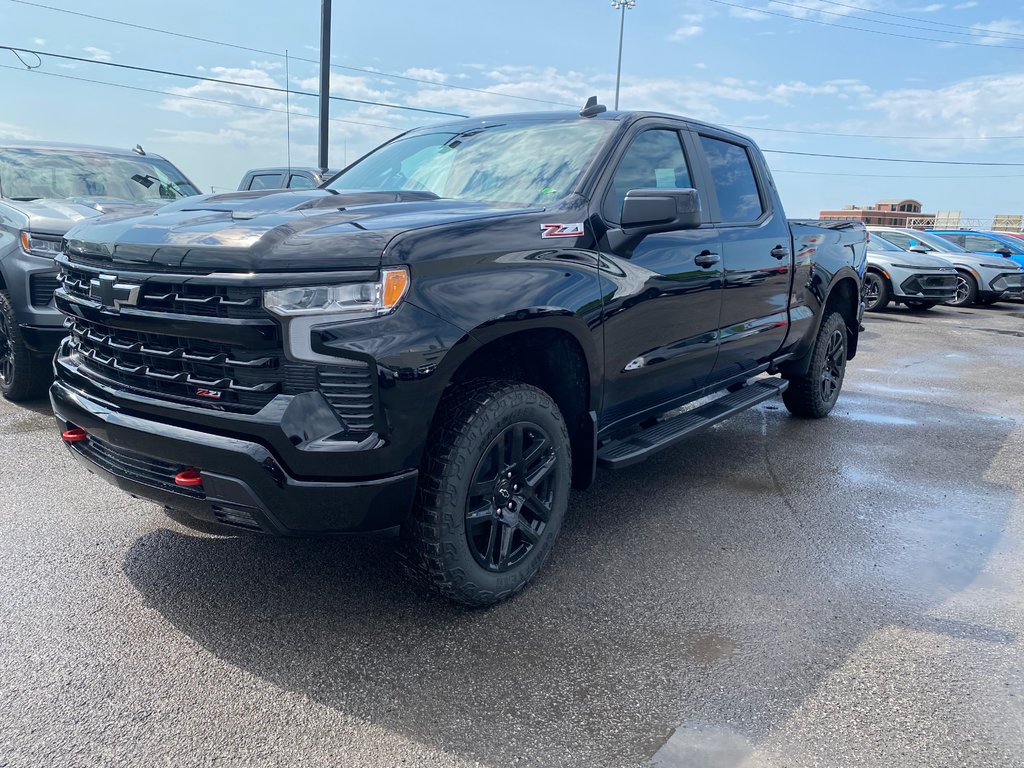 2024 Chevrolet Silverado 1500 LT Trail Boss in Terrebonne, Quebec - 3 - w1024h768px