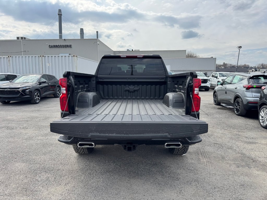 Chevrolet K1500 SILVERADO CREW CAB CUSTOM TRAIL BOSS STD/BOX (2CX) CUSTOM 2026 à Terrebonne, Québec - 6 - w1024h768px