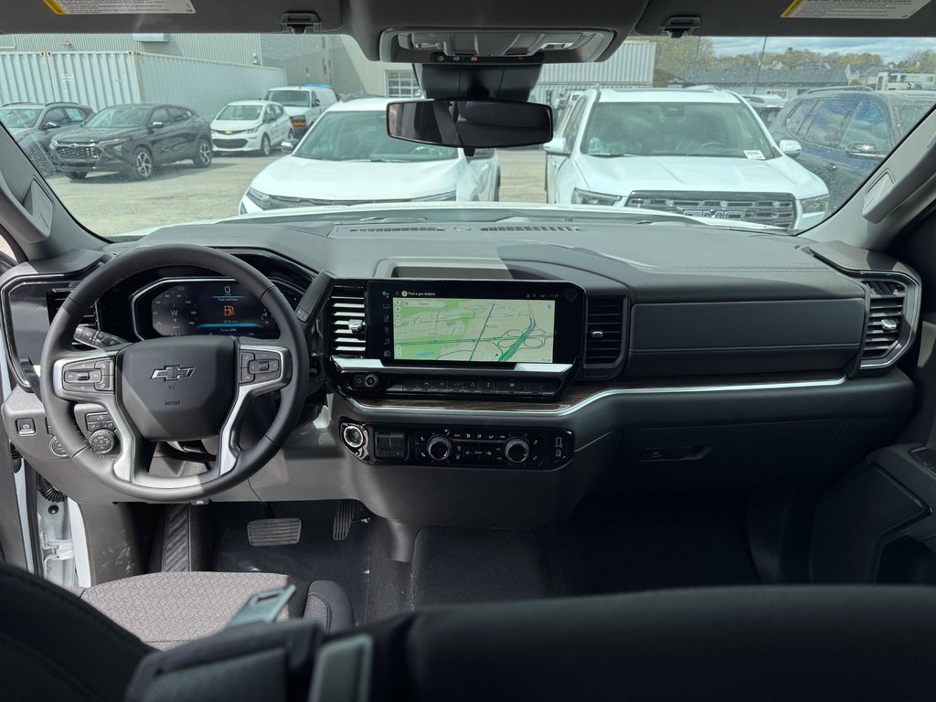 2026 Chevrolet Silverado 1500 RST in Terrebonne, Quebec - 10 - w1024h768px