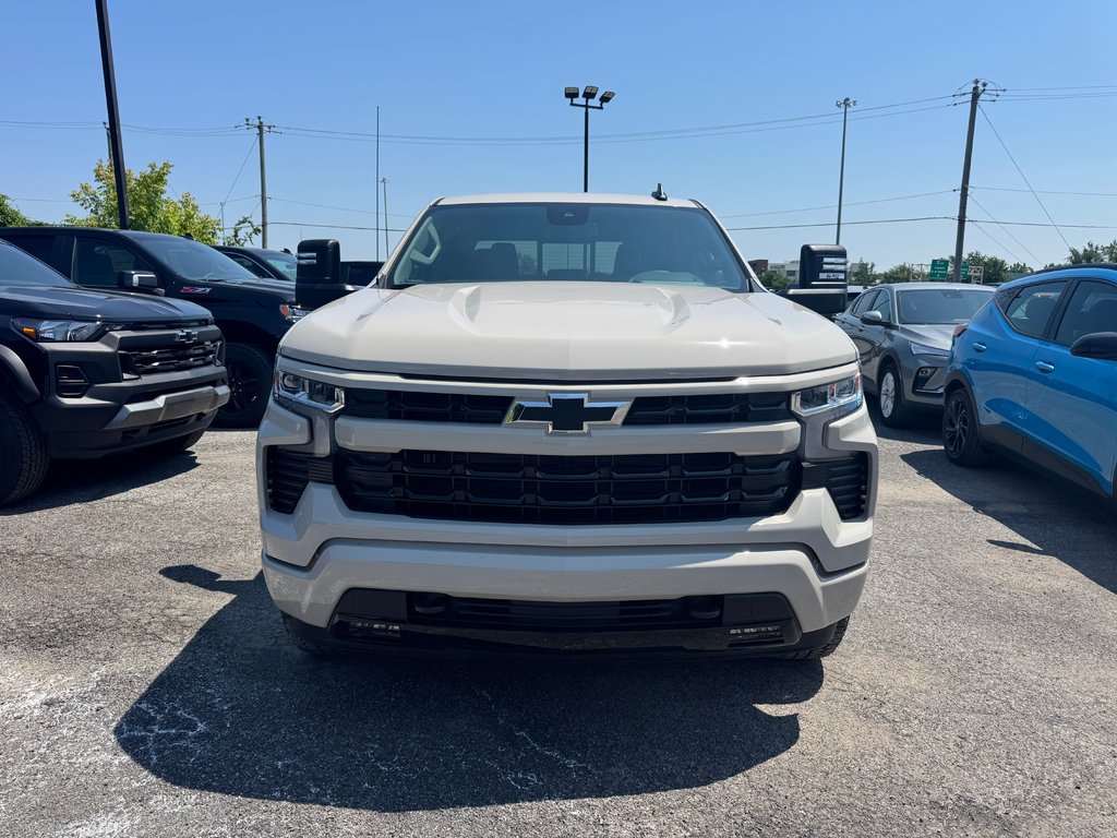 Chevrolet Silverado 1500 RST 2026 à Terrebonne, Québec - 2 - w1024h768px