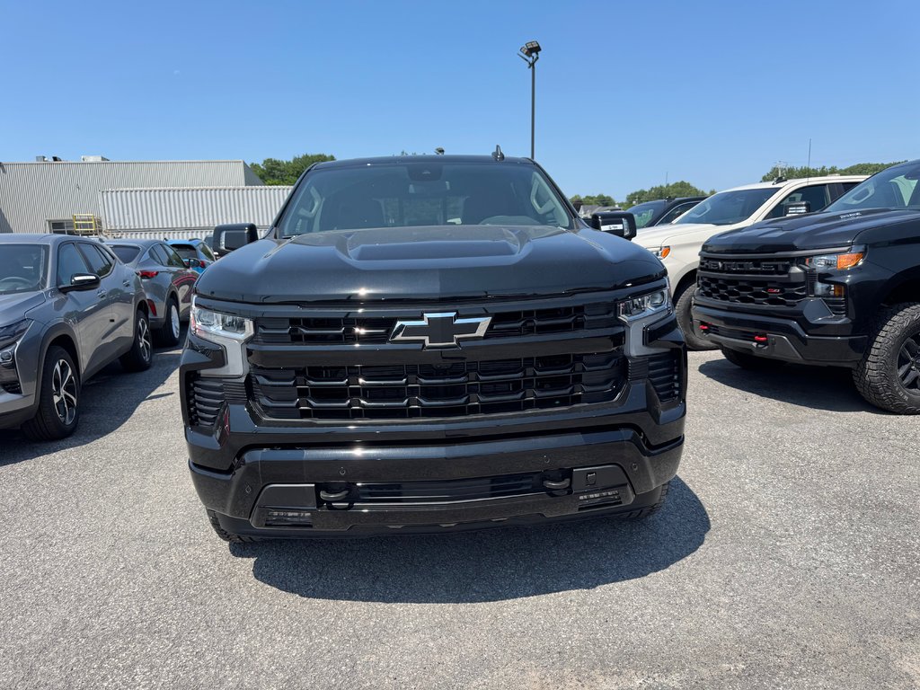 Chevrolet Silverado 1500 RST 2026 à Terrebonne, Québec - 3 - w1024h768px