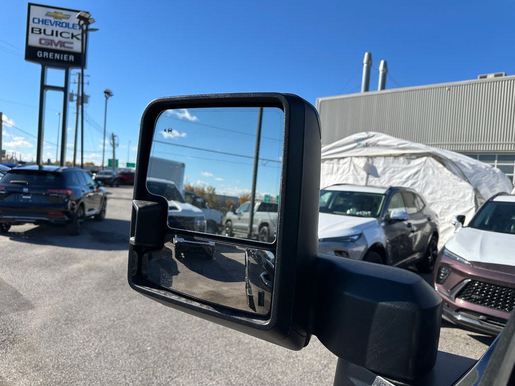 2025 Chevrolet SILVERADO 2500 HD LT in Terrebonne, Quebec - 27 - w1024h768px