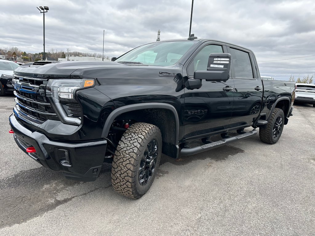 Chevrolet SILVERADO 2500 HD LT 2025 à Terrebonne, Québec - 3 - w1024h768px