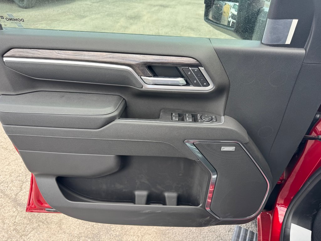 2026 Chevrolet Silverado 2500 HD LTZ in Terrebonne, Quebec - 8 - w1024h768px