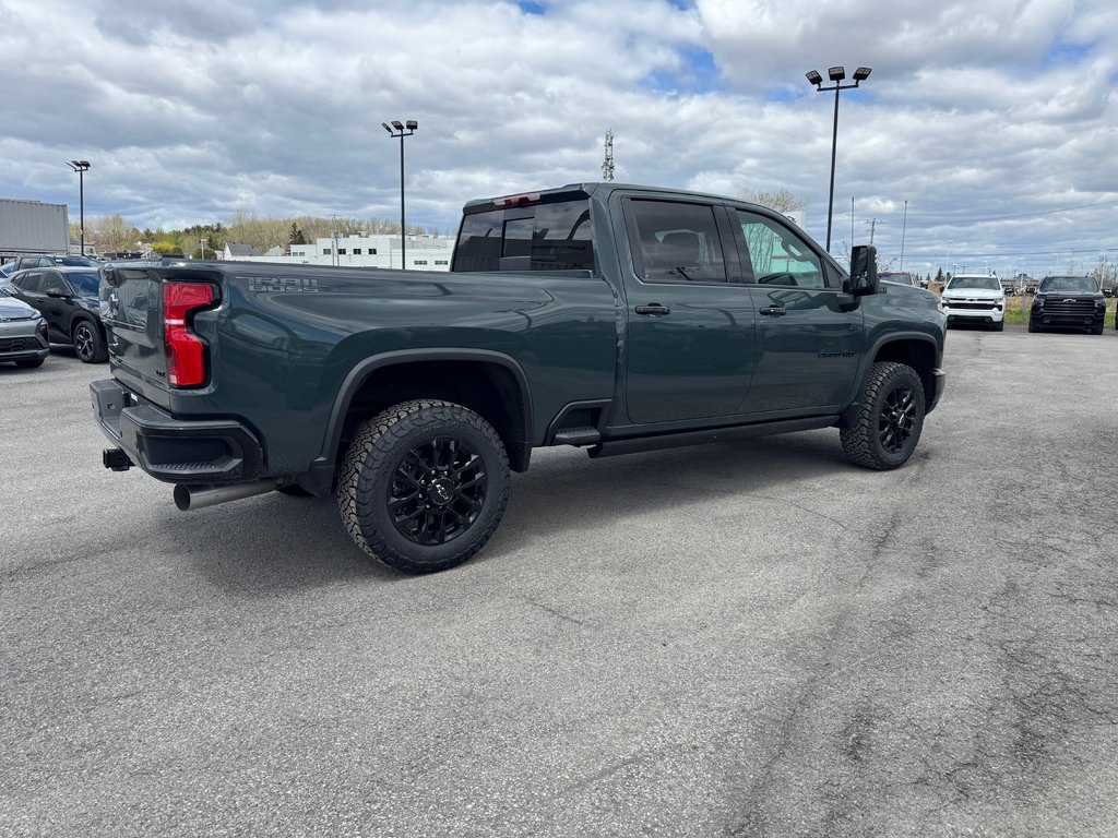 2026 Chevrolet Silverado 2500 HD LTZ in Terrebonne, Quebec - 4 - w1024h768px