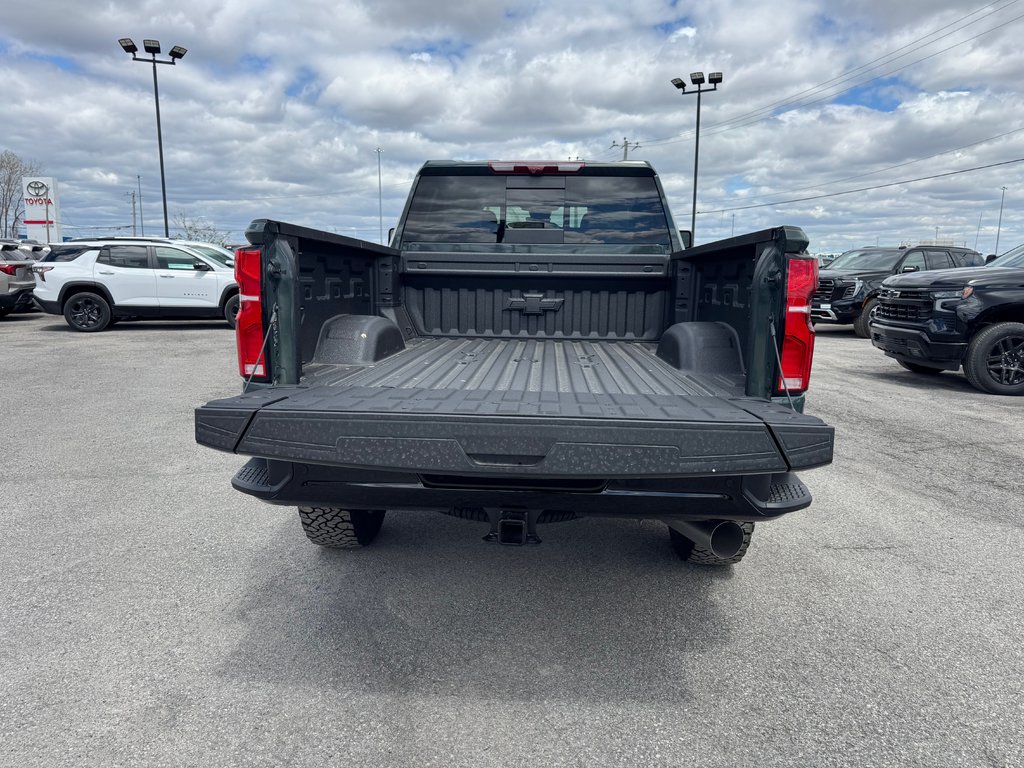 2026 Chevrolet Silverado 2500 HD LTZ in Terrebonne, Quebec - 6 - w1024h768px