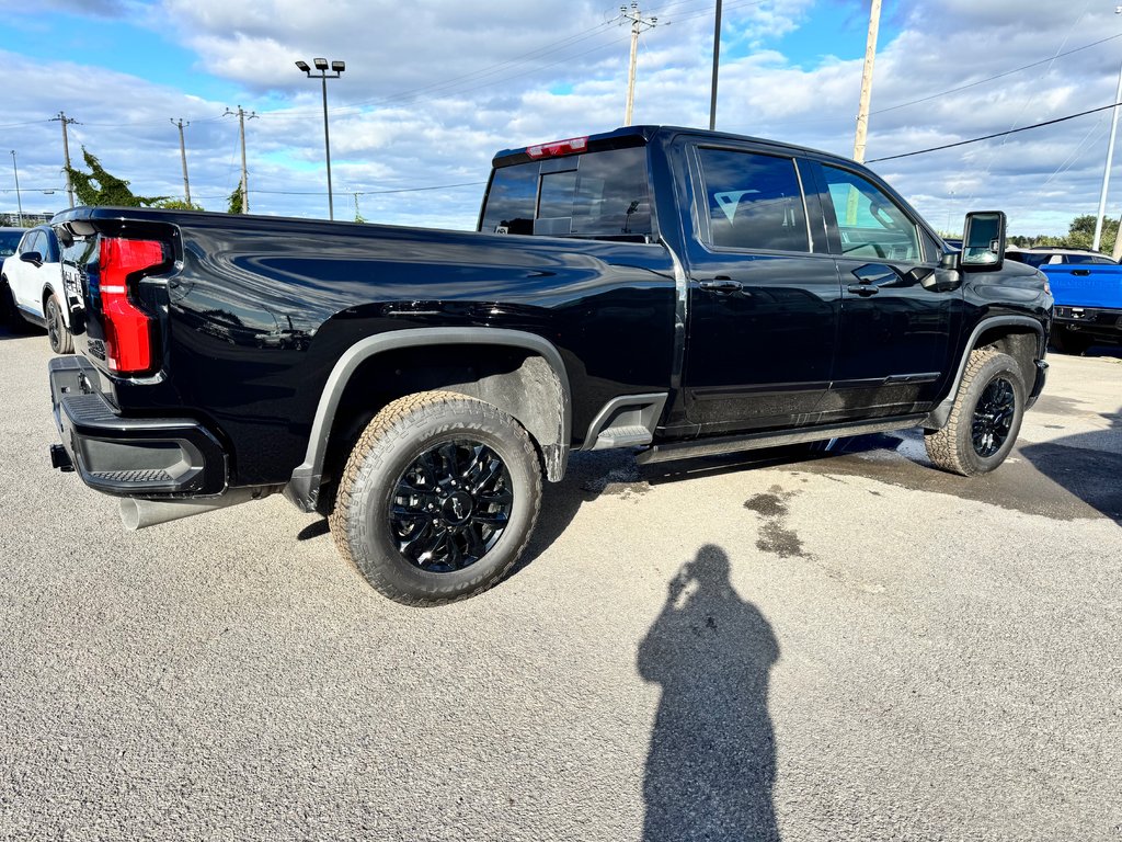 2026 Chevrolet Silverado 2500 HD HIGH COUNTRY in Terrebonne, Quebec - 4 - w1024h768px