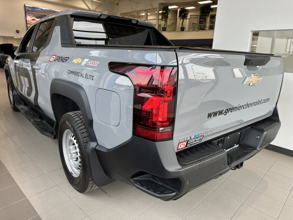 Chevrolet SILVERADO EV CREW CAB e4WD WT SHORT BOX MAX RANGE (8WT) WT 2025 à Terrebonne, Québec - 5 - w1024h768px