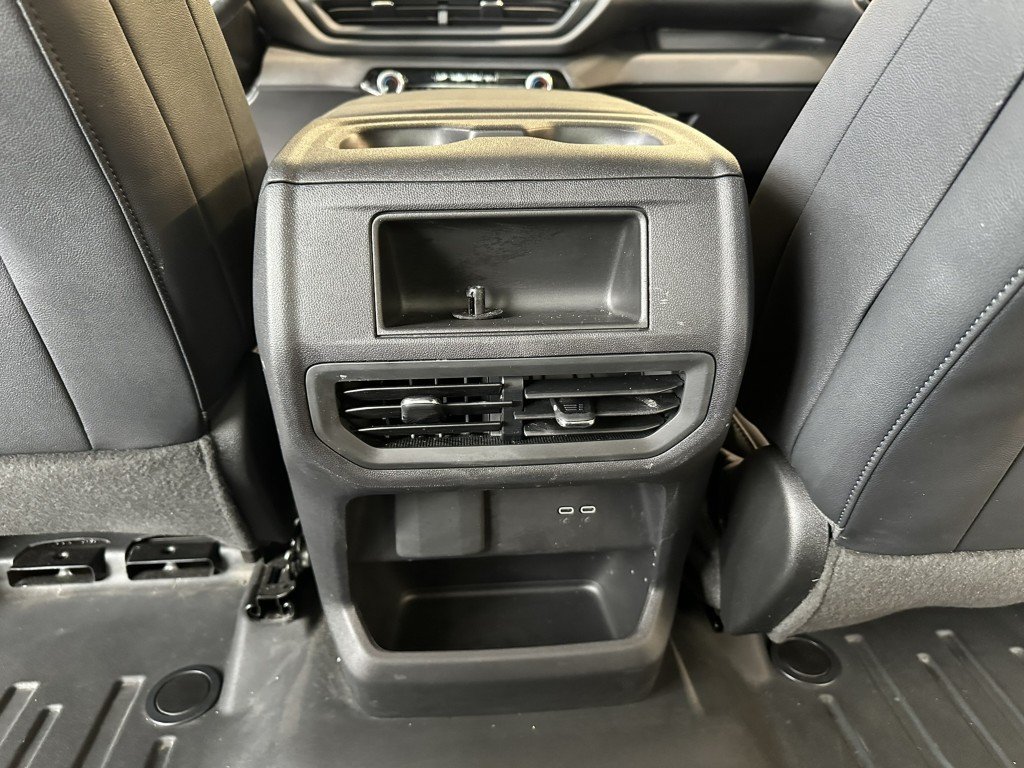 Chevrolet SILVERADO EV CREW CAB e4WD WT SHORT BOX MAX RANGE (8WT) WT 2025 à Terrebonne, Québec - 10 - w1024h768px