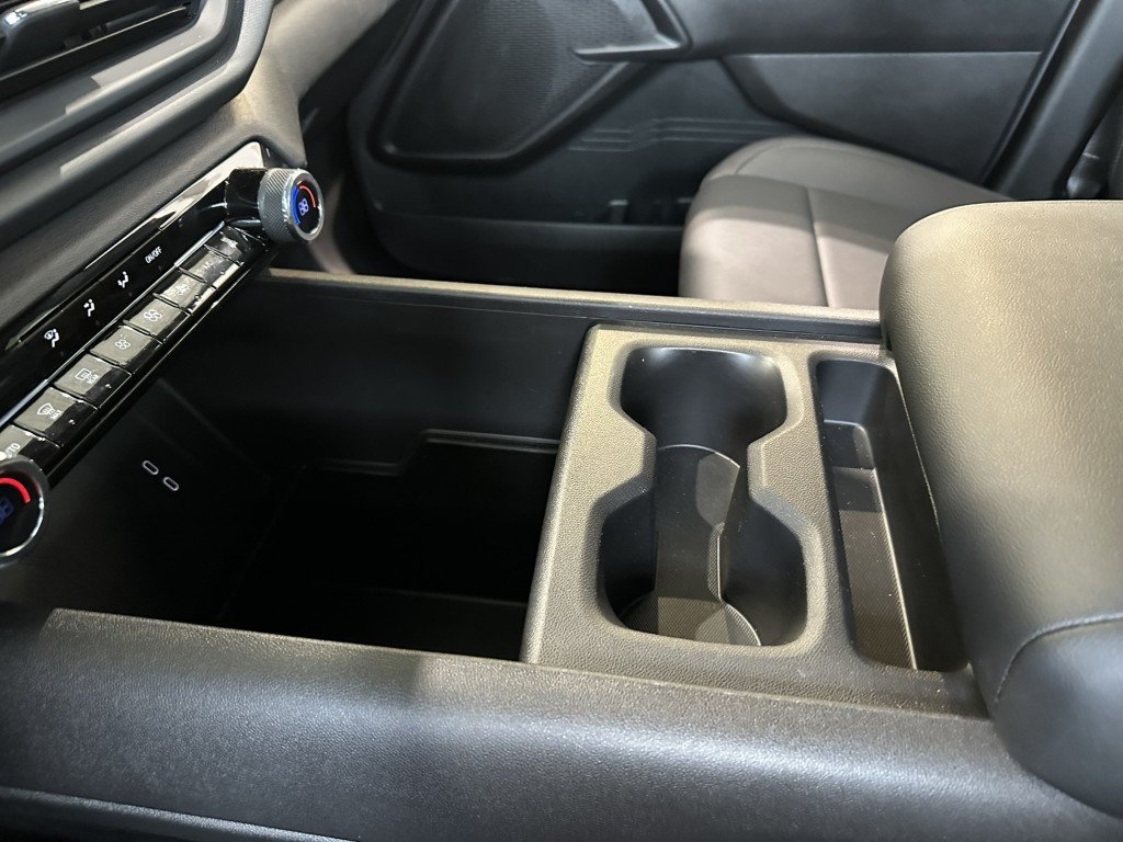 Chevrolet SILVERADO EV CREW CAB e4WD WT SHORT BOX MAX RANGE (8WT) WT 2025 à Terrebonne, Québec - 23 - w1024h768px