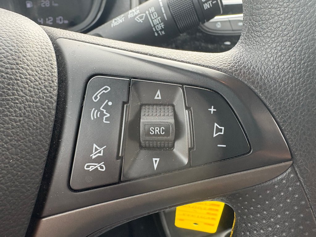 2022 Chevrolet Spark 1LT AUTOMATIQUE JAMAIS ACCIDENTÉ BAS KM in Boucherville, Quebec - 12 - w1024h768px