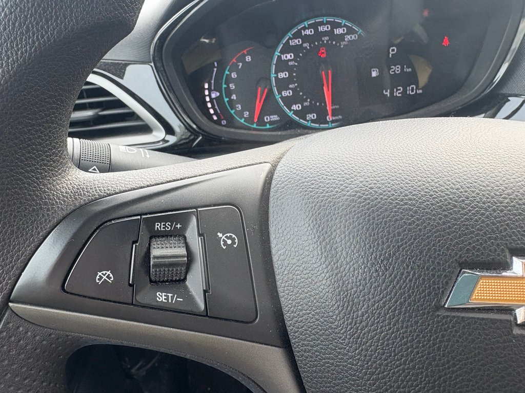 2022 Chevrolet Spark 1LT AUTOMATIQUE JAMAIS ACCIDENTÉ BAS KM in Boucherville, Quebec - 11 - w1024h768px