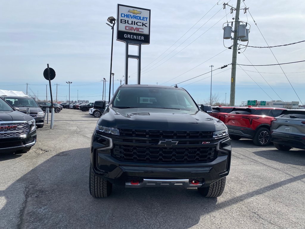 Chevrolet Suburban Z71 2024 à Terrebonne, Québec - 2 - w1024h768px