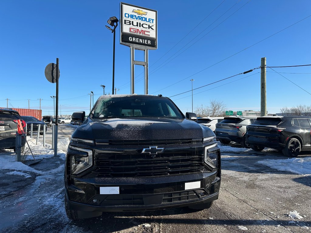 Chevrolet Suburban RST 2025 à Terrebonne, Québec - 2 - w1024h768px