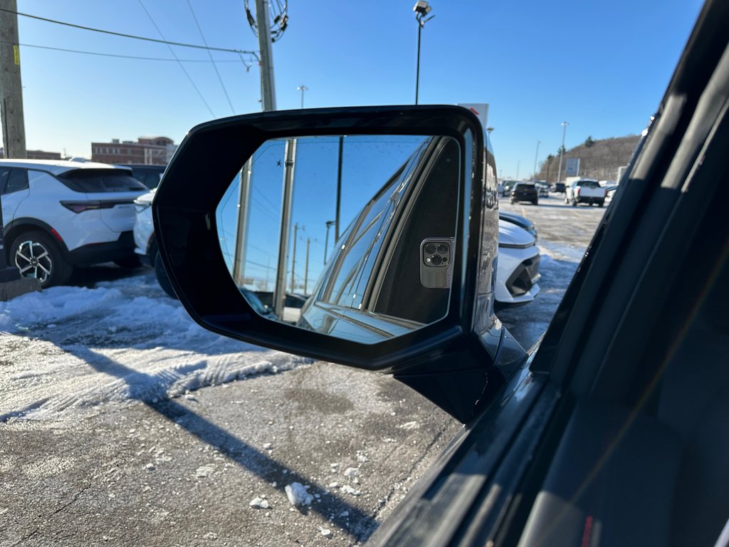 Chevrolet Suburban RST 2025 à Terrebonne, Québec - 34 - w1024h768px