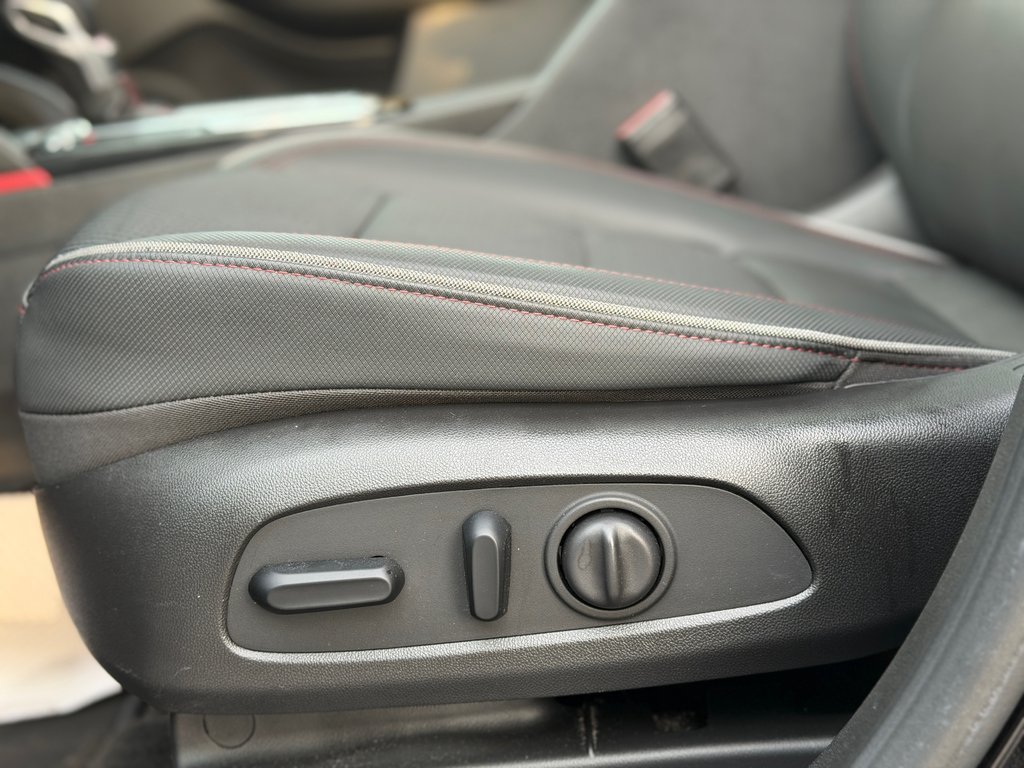 2022 Chevrolet Trailblazer RS Toit Panoramique AWD in Terrebonne, Quebec - 10 - w1024h768px