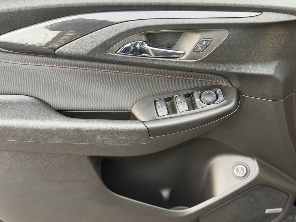 2022 Chevrolet Trailblazer RS Toit Panoramique AWD in Terrebonne, Quebec - 8 - w1024h768px